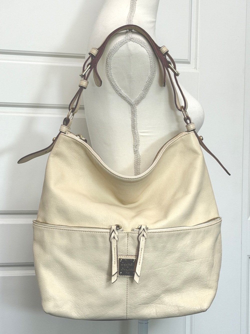 Dooney & Bourke Seville Callie Pocket Hobo Bag in Bone or Ivory Leather Vintage